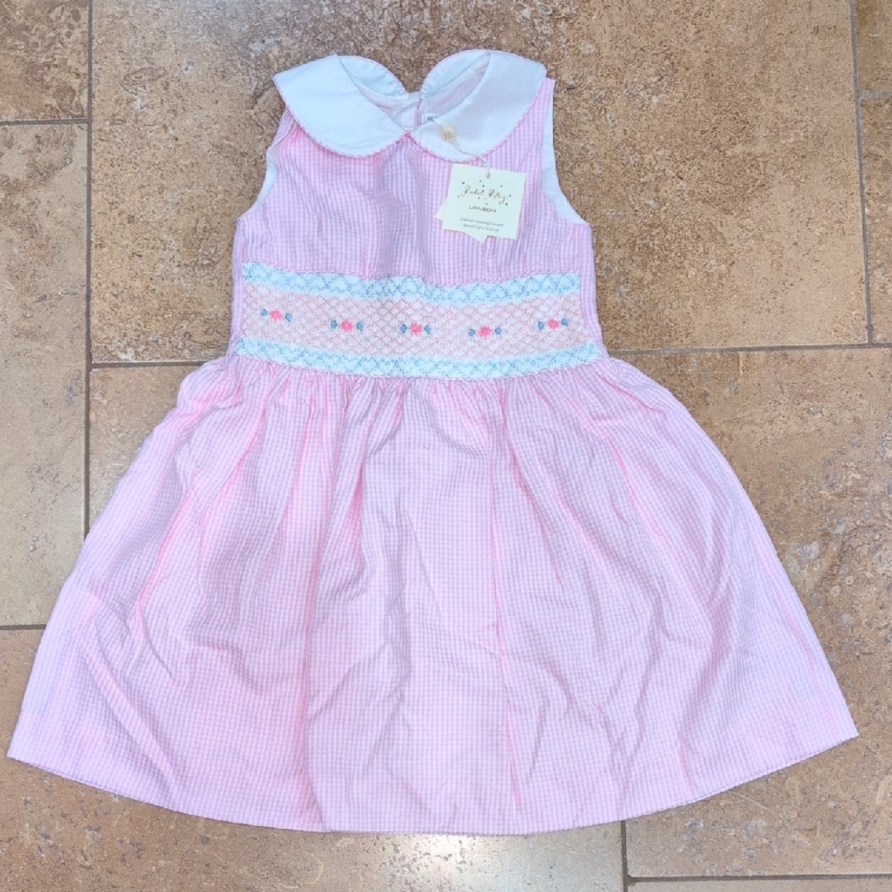 Rachel Riley girl smocked dress. Pink gingham. Size 5Y.